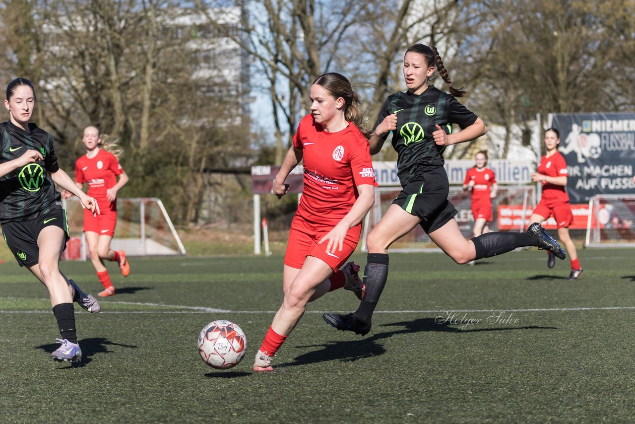 Bild 204 - wBJ Eimsbuettler TV - VfL Wolfsburg : Ergebnis: 1:3
